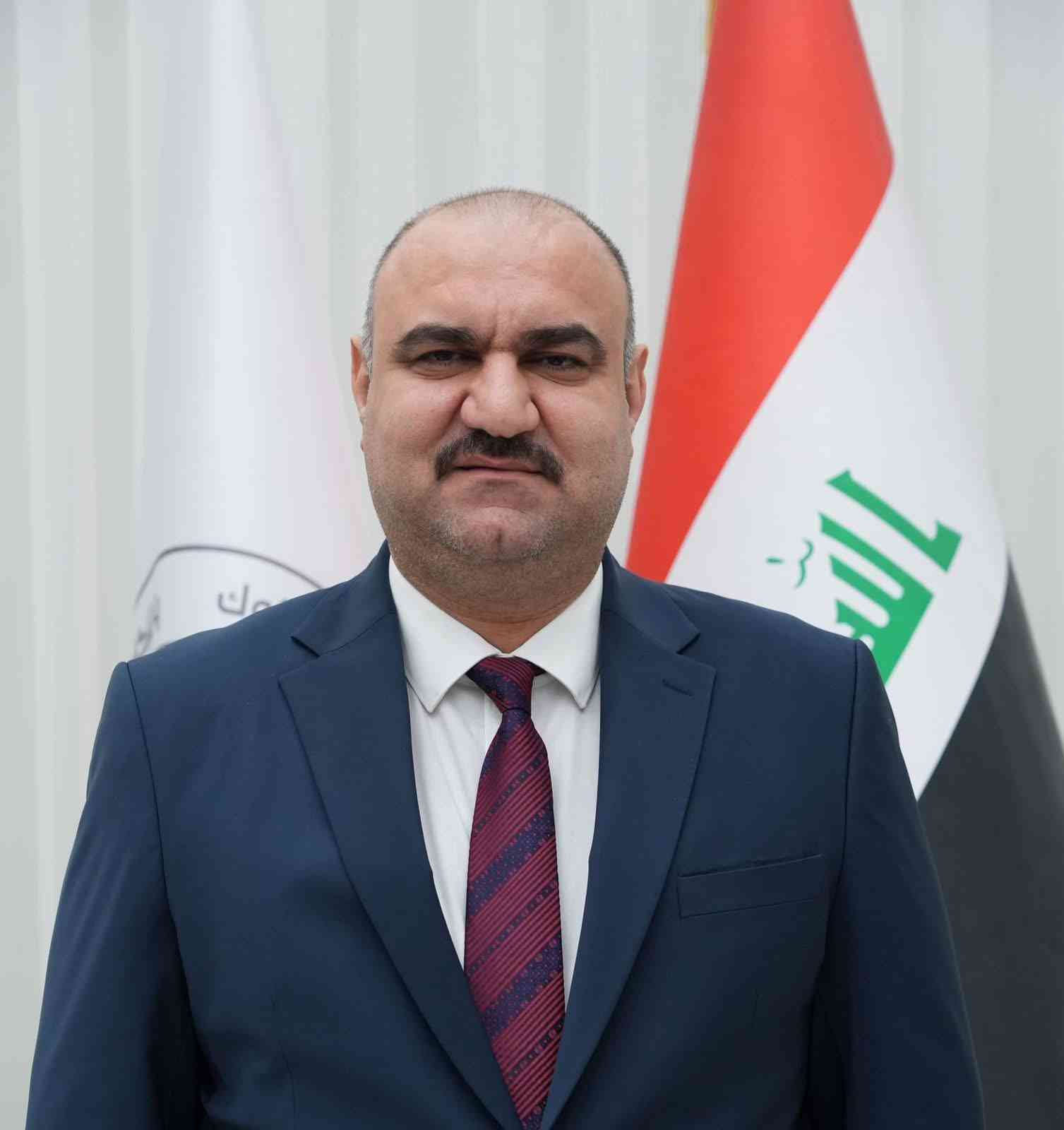 محافظ كركوك يهنىء الصحفيين بالذكرى الـ128 لعيد الصحافة الكوردية.