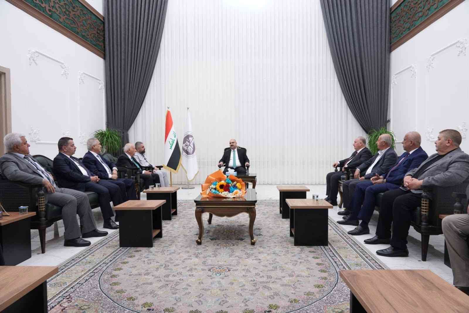 محافظ كركوك محمد سمعان اغا   يؤكد دعمه لتطوير الواقع التجاري والصناعي في كركوك .