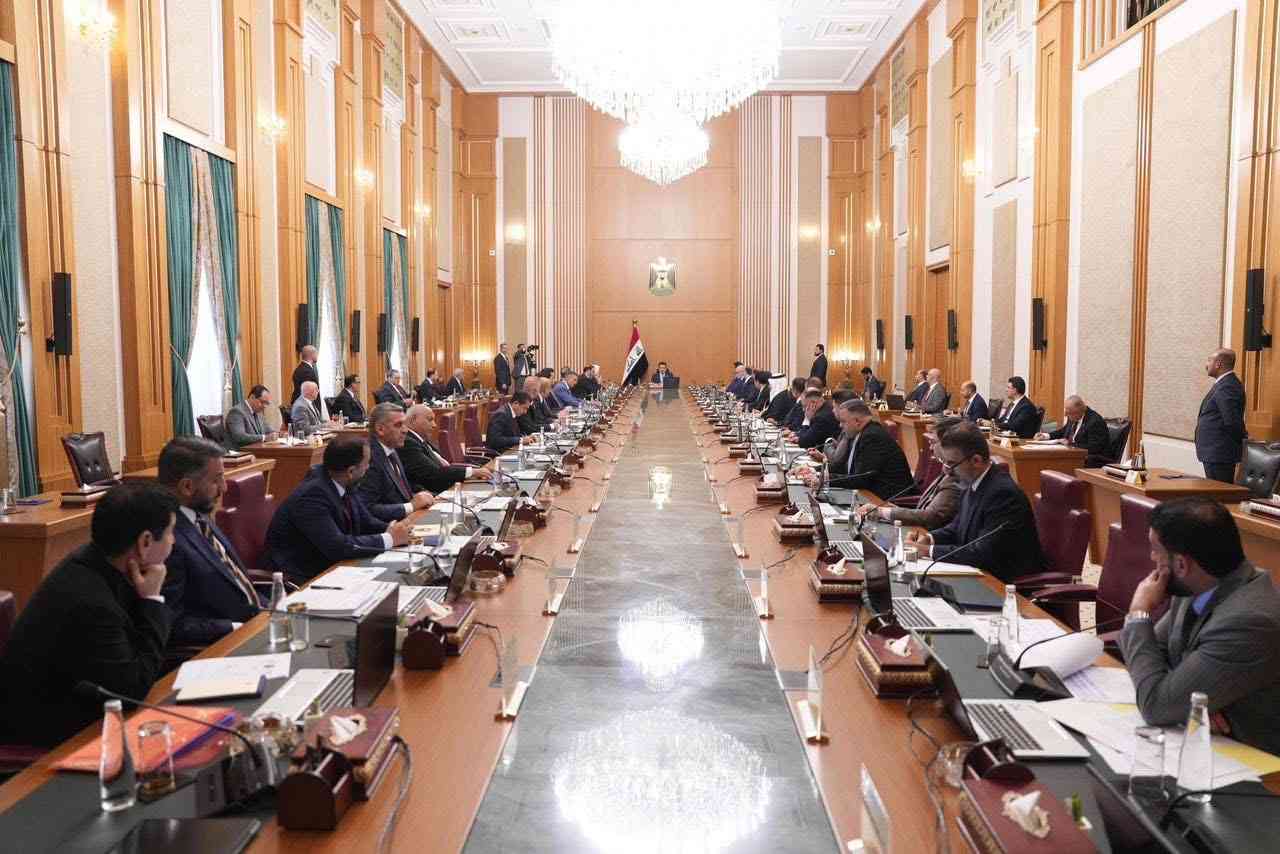 ترأس رئيس مجلس الوزراء، السيد محمد شياع السوداني، اليوم الأربعاء، اجتماع الهيأة العليا للتنسيق بين المحافظات، بحضور محافظ كركوك ريبوار طه، 