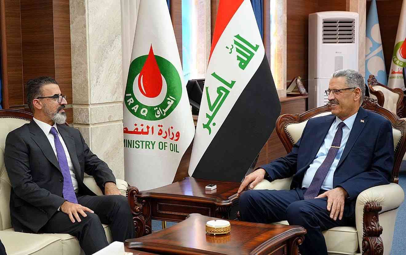 من العاصمة بغداد:    بحث محافظ كركوك السيد ريبوار طه   ملف الطاقة واستحقاقات مواطني المحافظة وذلك خلال لقائه مع معالي نائب رئيس مجلس الوزراء وزير النفط، المهندس حيان عبد الغني 